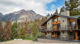 Pyramid Lake Lodge - Exterior